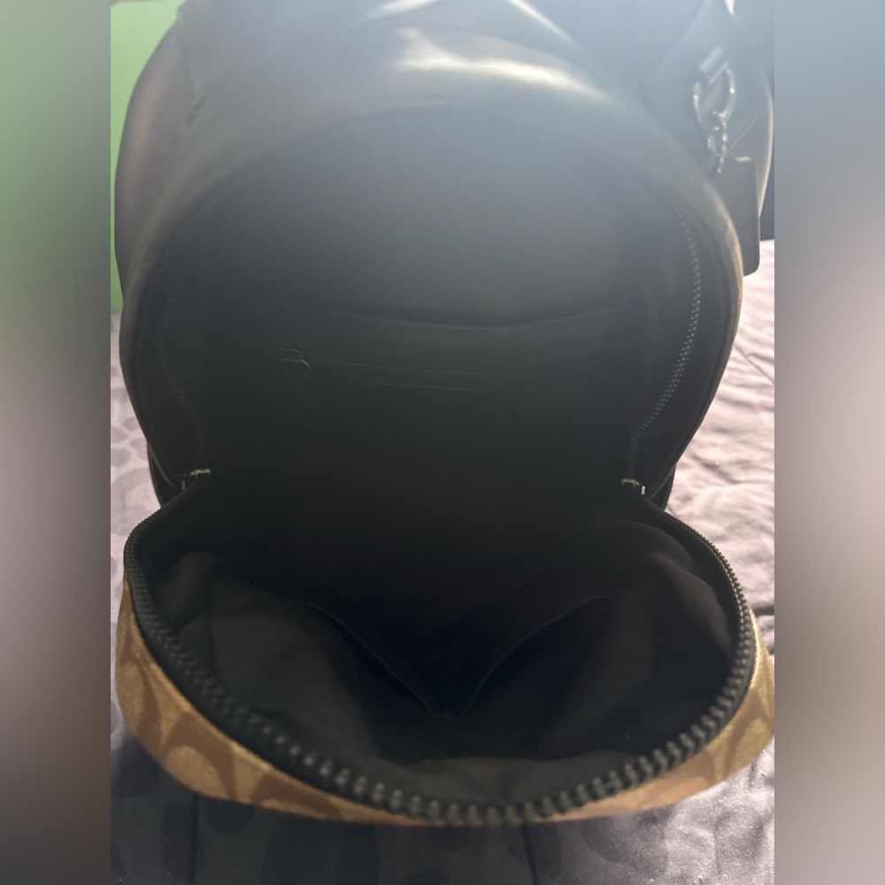 Coach backpack - Picture 2 of 4